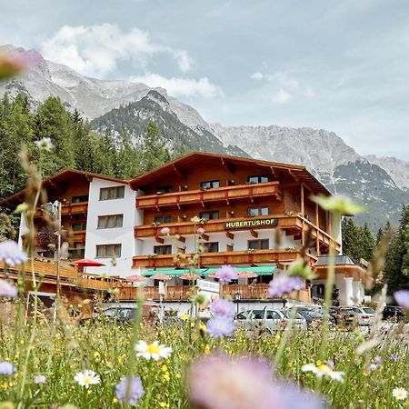 Hotel Hubertushof - Ihr Hotel Mit Herz ลอยทัช ภายนอก รูปภาพ