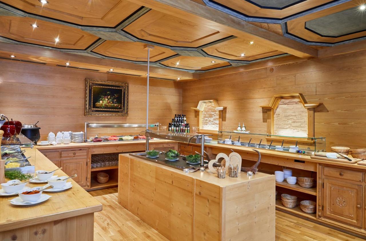Hotel Hubertushof - Ihr Hotel Mit Herz ลอยทัช ภายนอก รูปภาพ